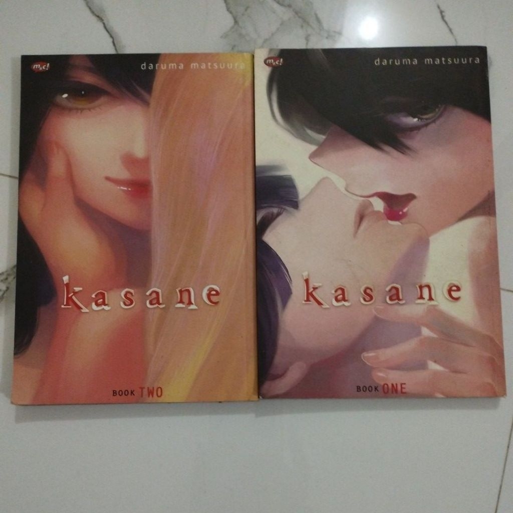 KOMIK Kasane 1-2