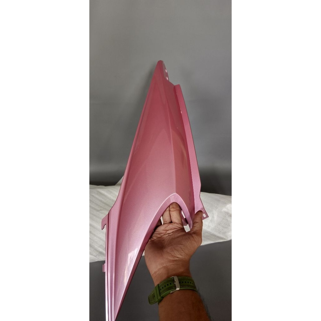 body kanan honda beat karbu kvy original honda ahm pink