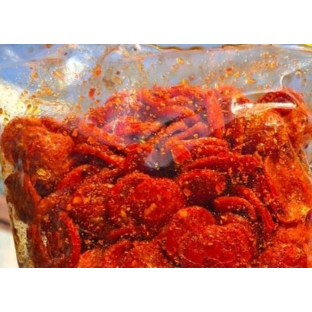 

sosis goreng pedas/kripik sosis/sosis pedas daun jeruk