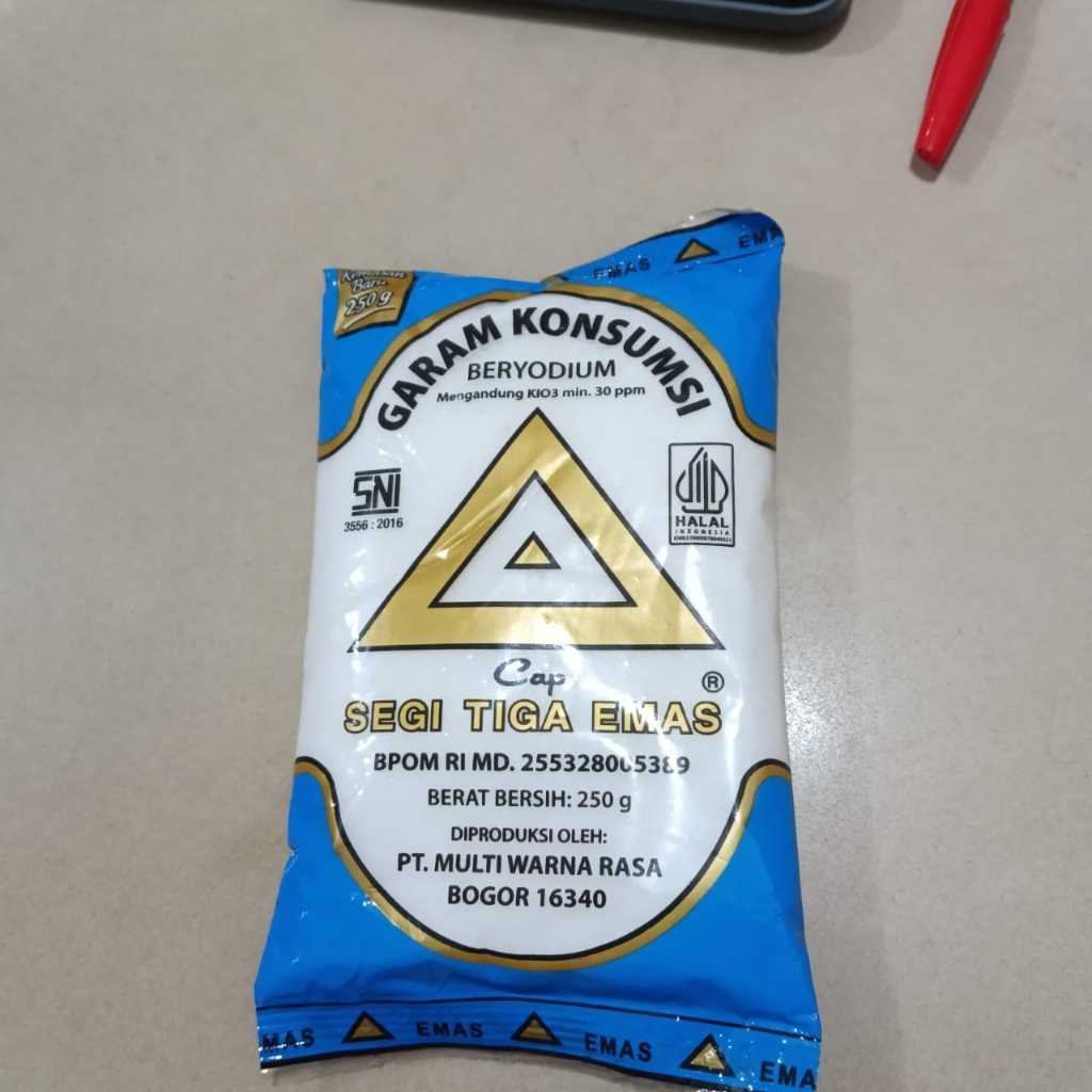 

Garam Konsumsi Beryodium cap Segi Tiga Emas 250 Gram