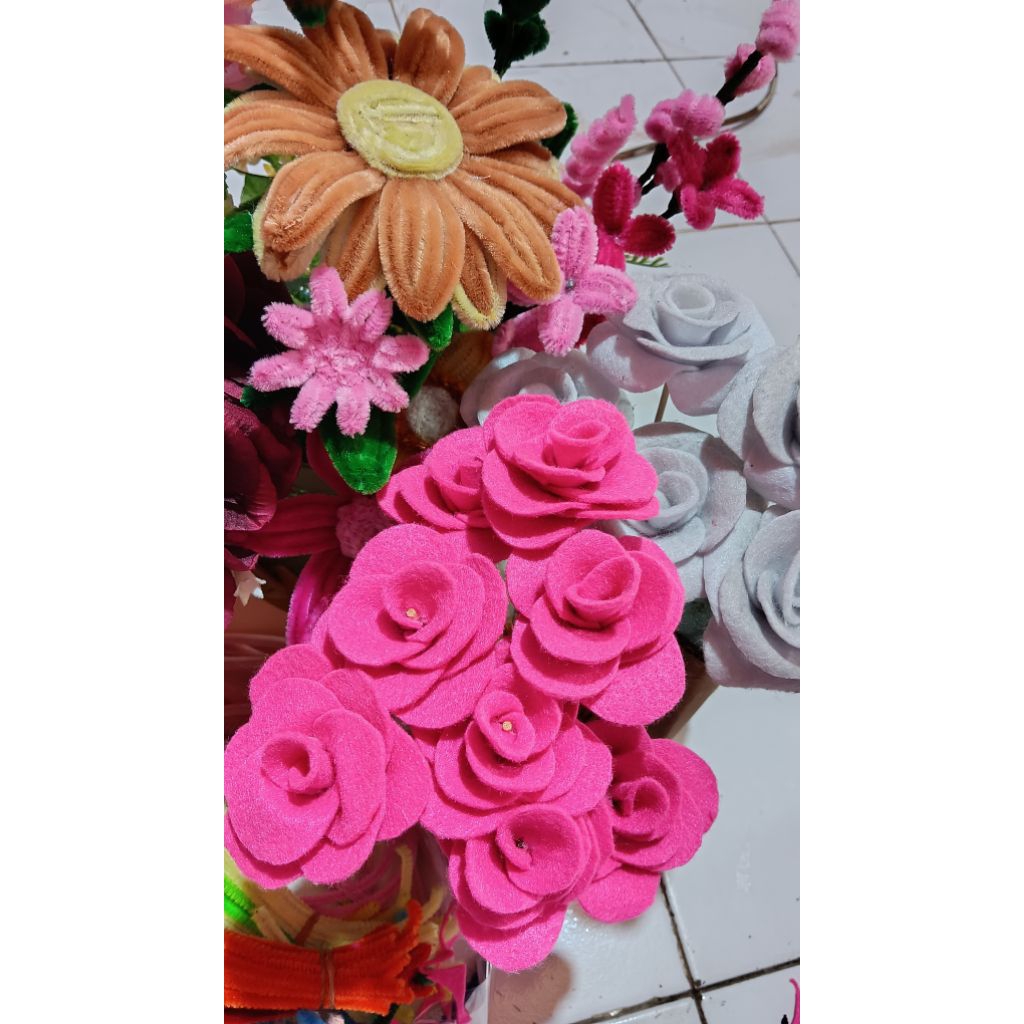 bunga dari kain flanel,bunga mawar kain flanel