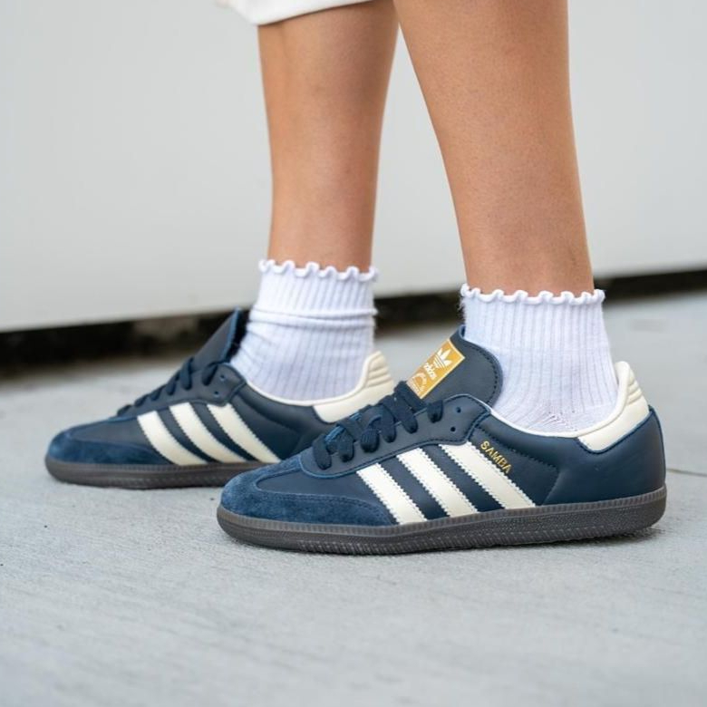 sepatu samba Sepatu Casual Pria Wanita Nevvy list putih flashback sports