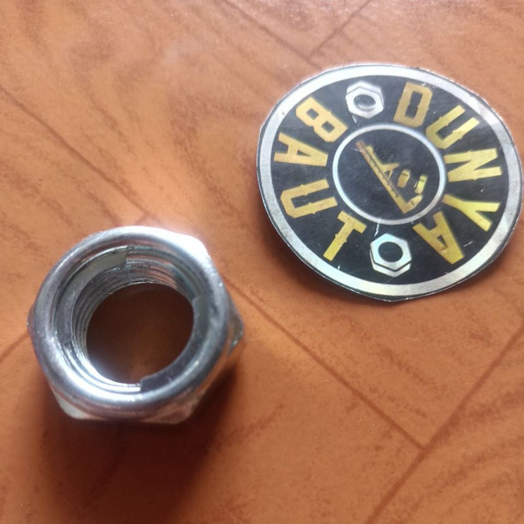 1075- Mur as roda belakang vario / beat (m-16) ORI