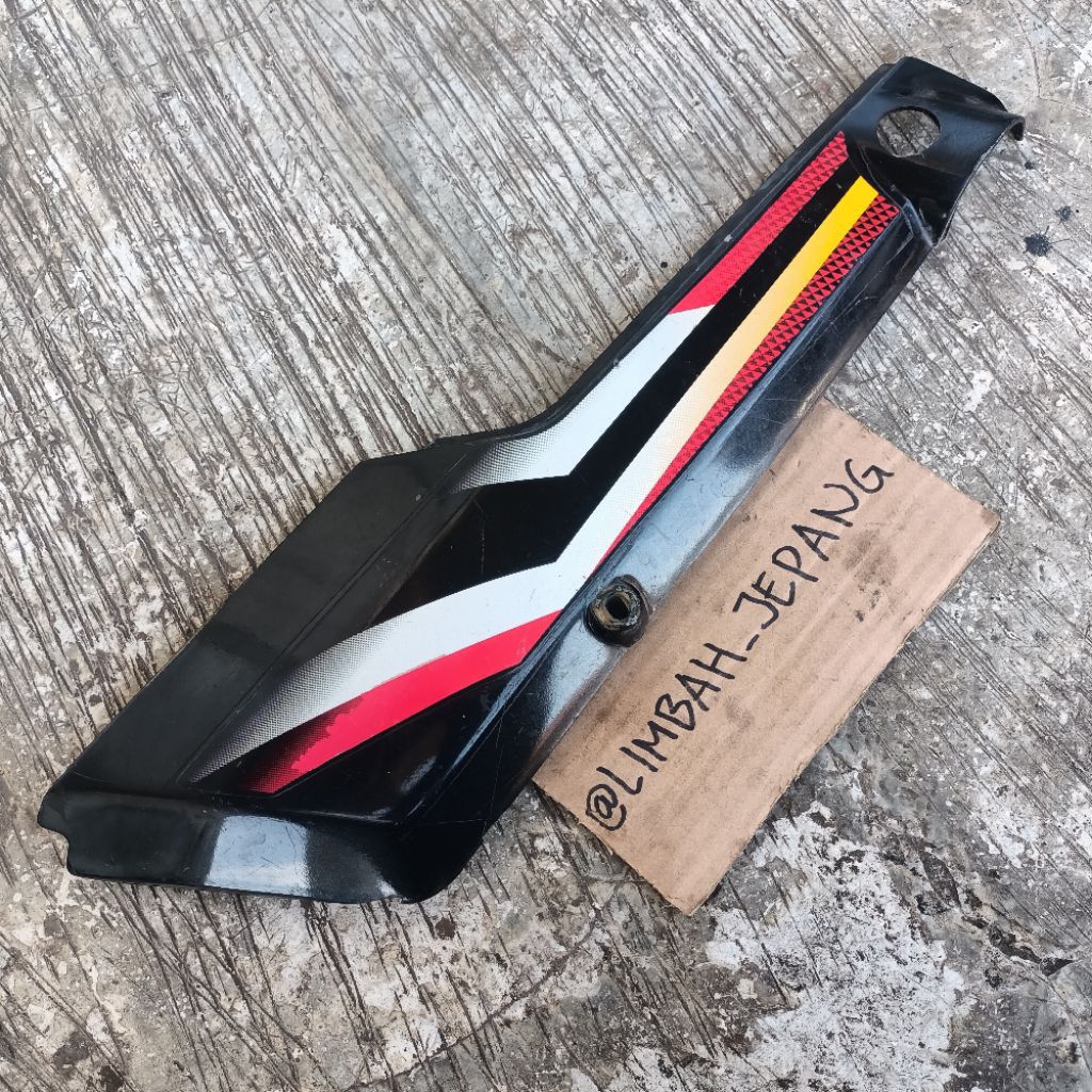 cover body belakang kiri honda win 100 original second copotan motor
