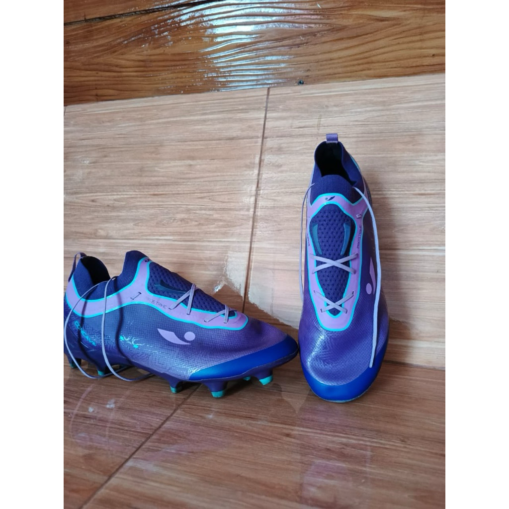 concave Volt Prostrike Size 44