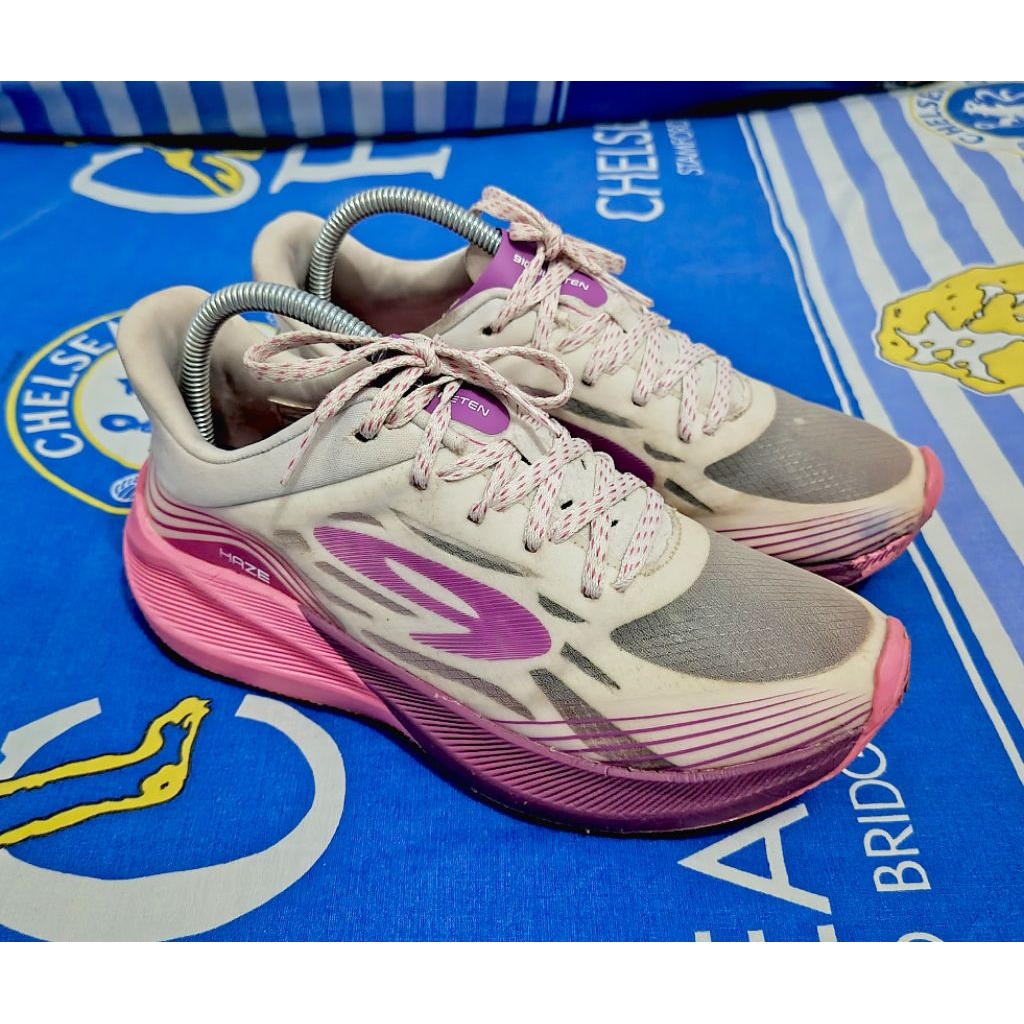 Sepatu 910 Nineten Haze Vision 1.0 Pink Abu Putih Second/Bekas/Pre Loved