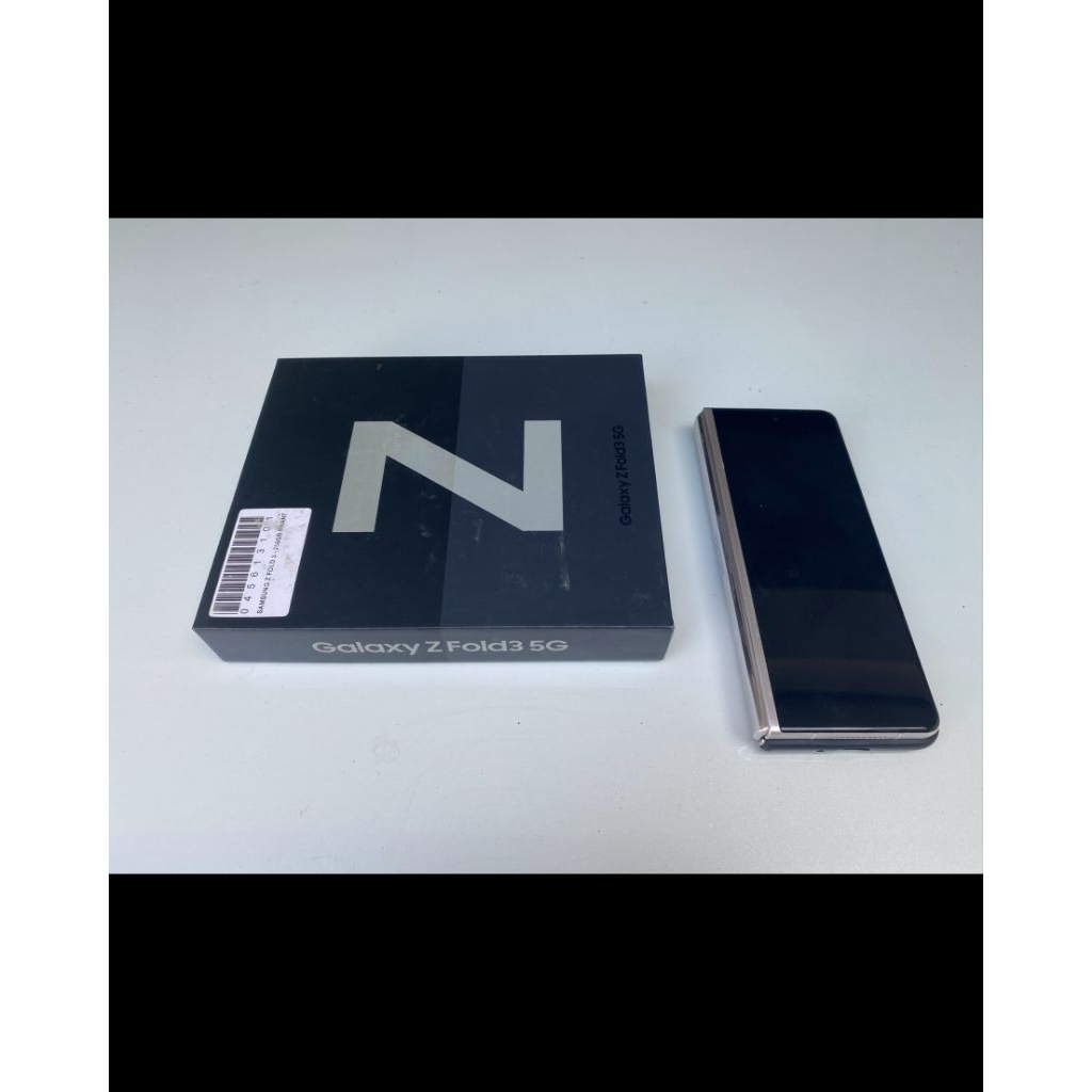 Samsung Galaxy Z Fold 3 12/256Gb second mulus Normal