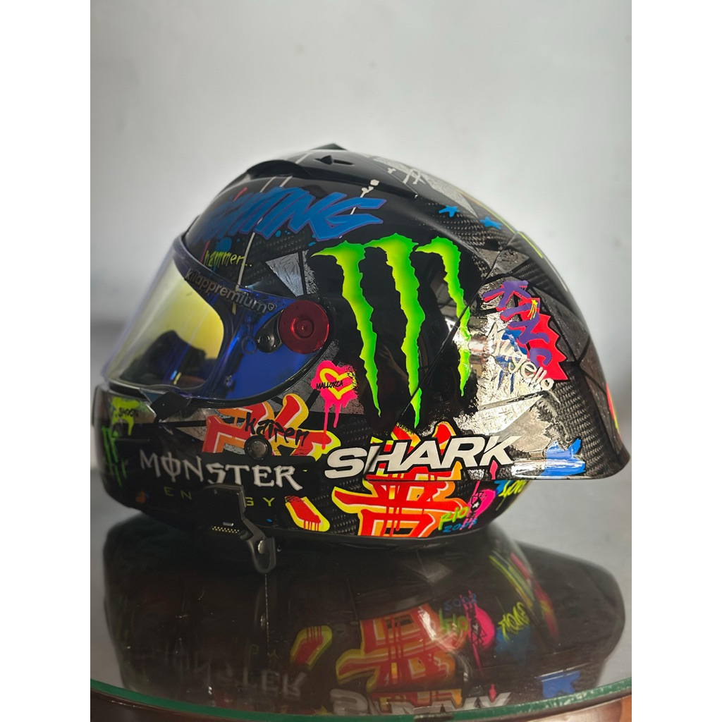 Helm Shark Race R pro carbon lorenzo catalunya