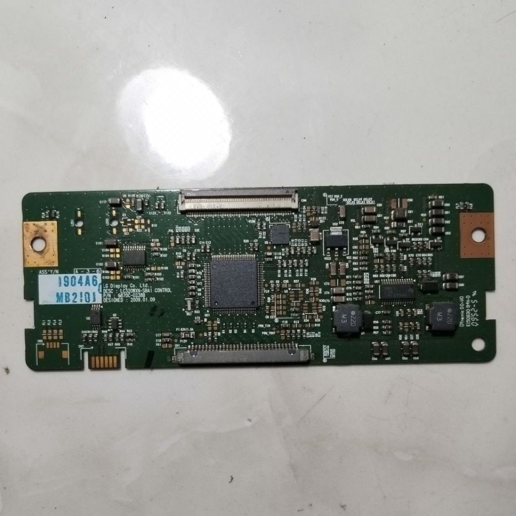 TCON LG 32LD310 LC320WXN-SBA1