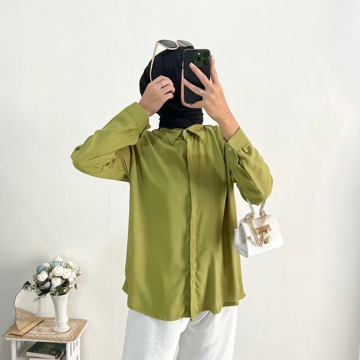 Audy Shirt Kemeja Rayon Wanita / Kemeja Polos Wanita / Kemeja Wanita Lengan Panjang / Kemeja Kerja K