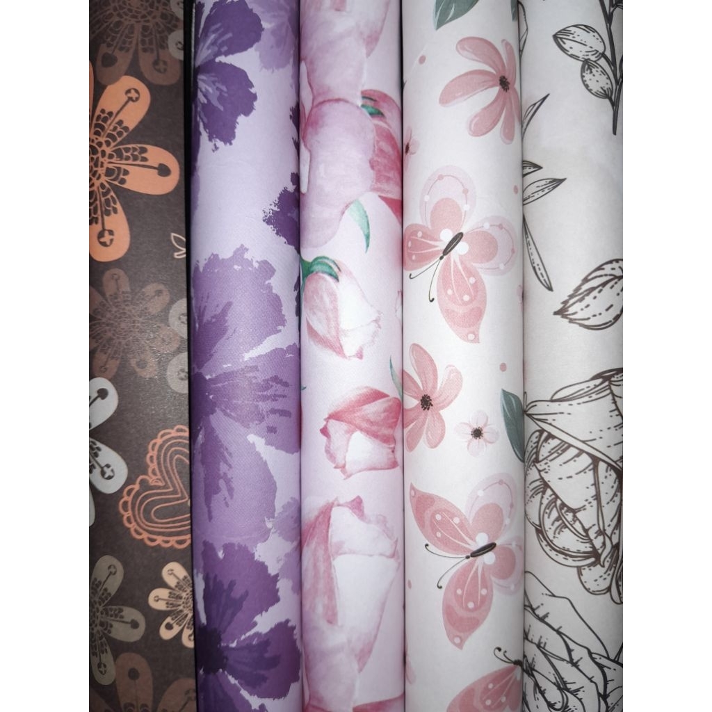 Kertas Kado Doff Motif Bunga