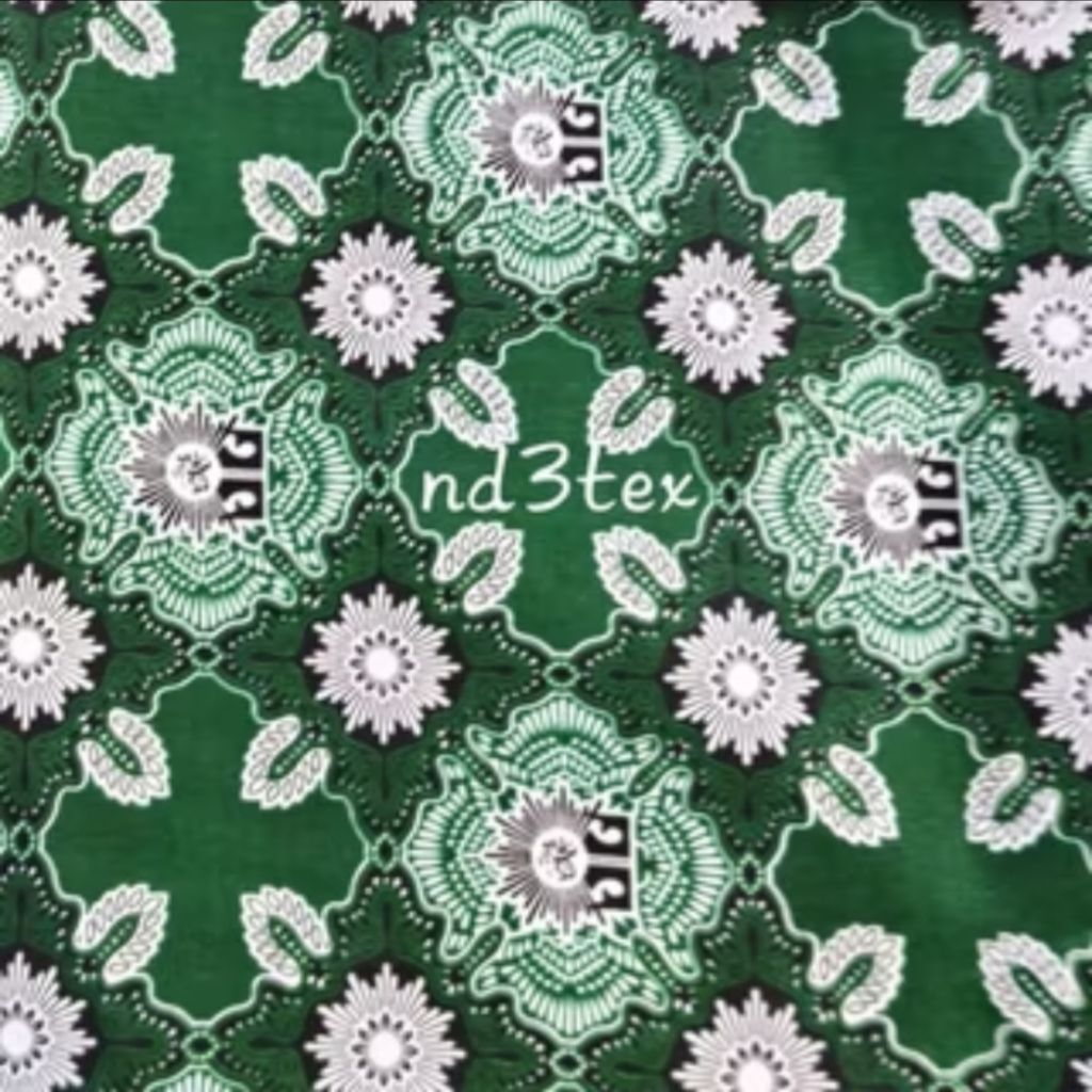 Kain Batik Seragam Muhammadiyah / Batik Annur C 223 / Kain Batik Sekolah Nasional Anak Bangsa
