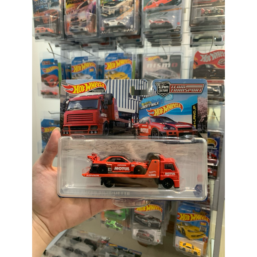 Hotwheels Team Transport LBWK ER-34 Motul