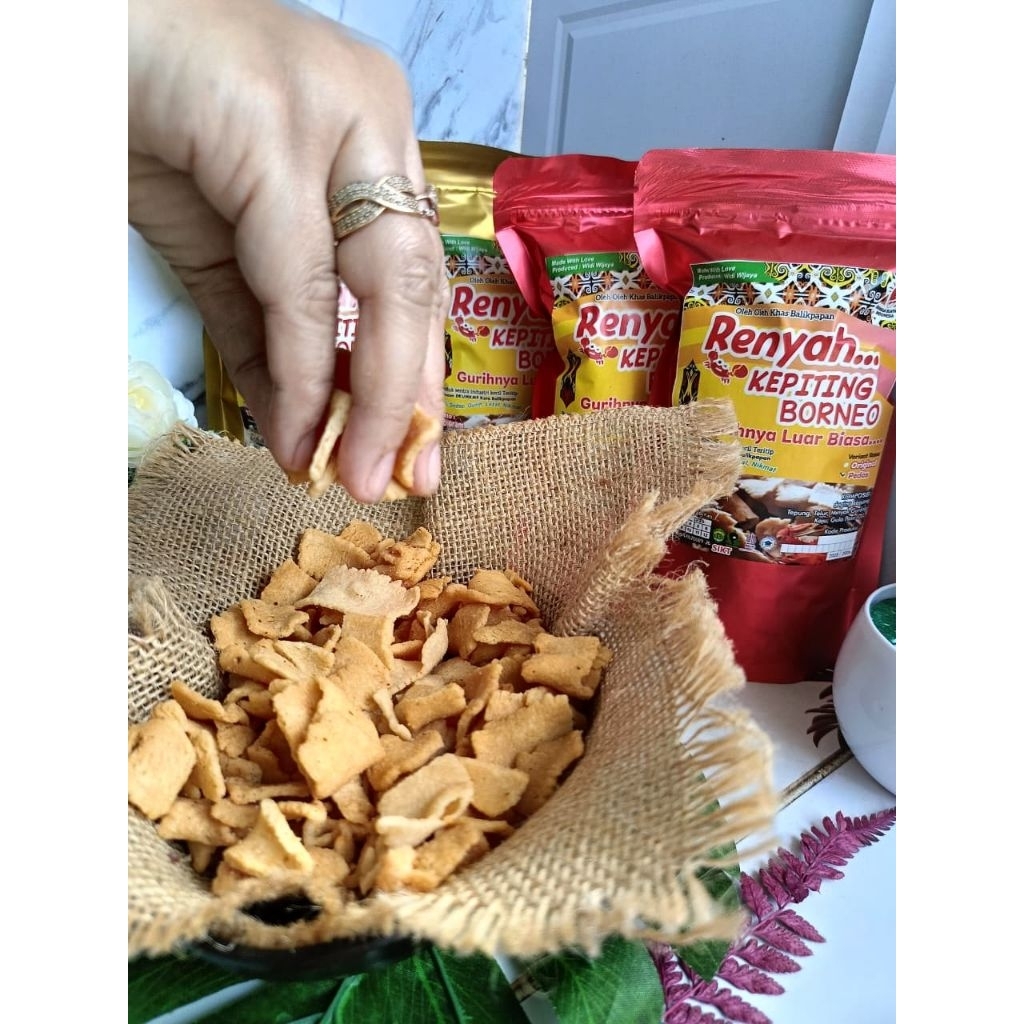 

paket hemat renyah kepiting isi 3 dan 5 sehat enak gurih oleh oleh balikpapan Juara 1 festival pangan kalimantan