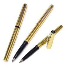 

Pentel Rolling Writer RS3 pen