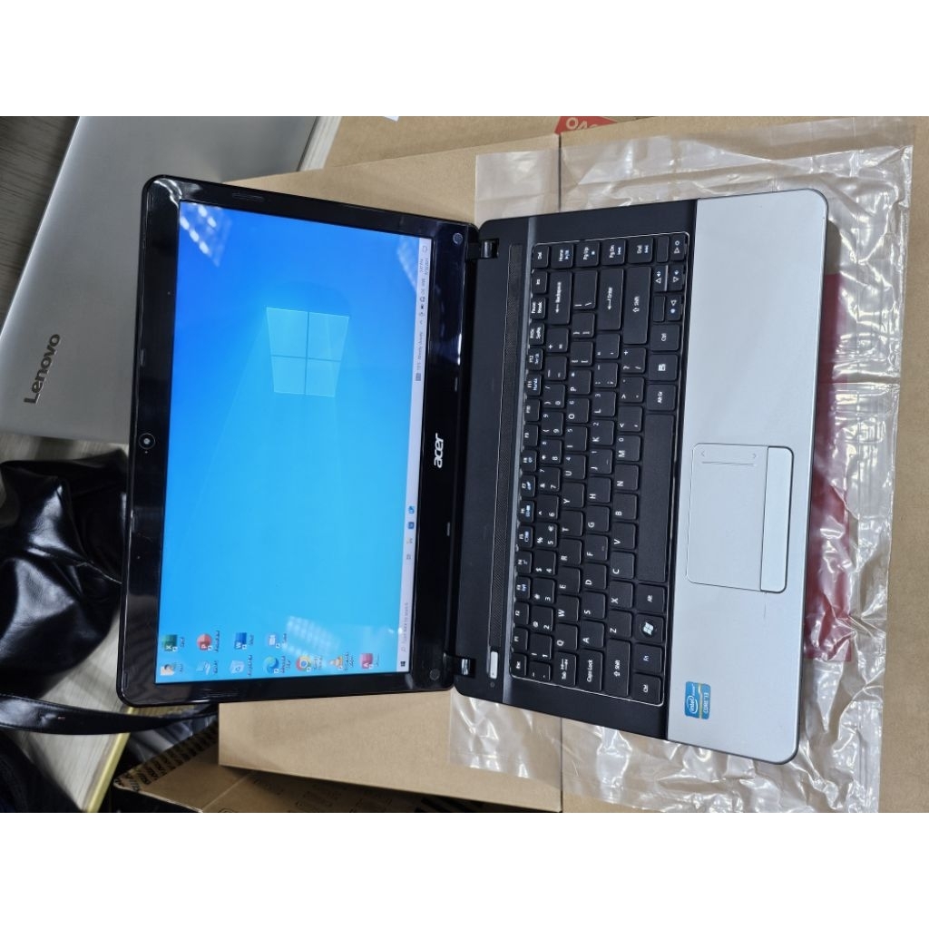 Laptop Acer Aspire Intel Core i3 RAM 8GB SSD 256GB Windows 10 Kondisi bagus