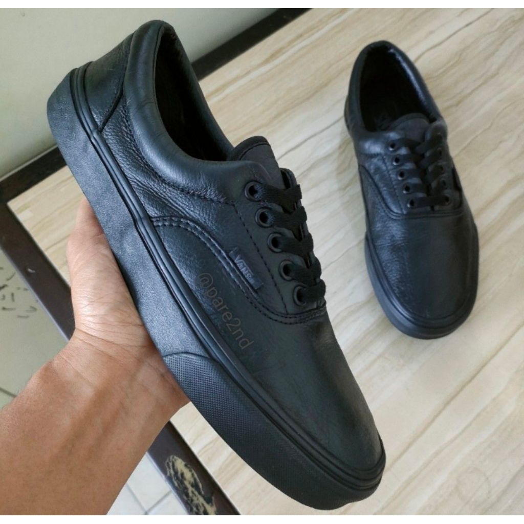 Sepatu Skate Vans Era Mono Black Leather Original