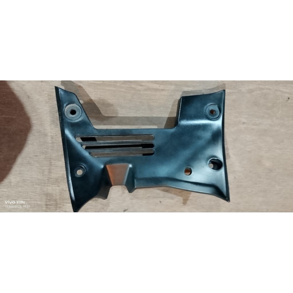 Cover Sambungan Sayap Bawah Lumpur Honda Supra X 125 Helm In Ori Copotan Motor