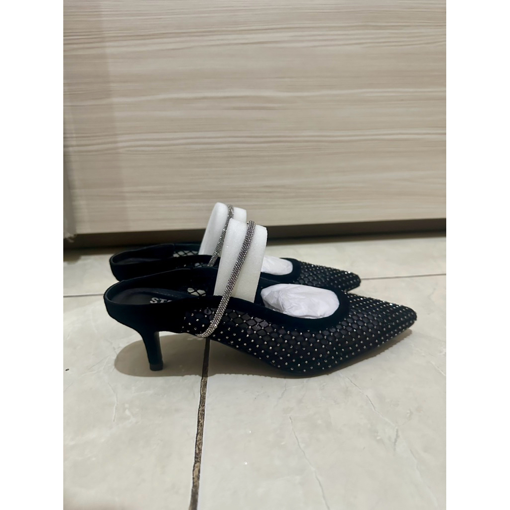 Staccato Heels - Black