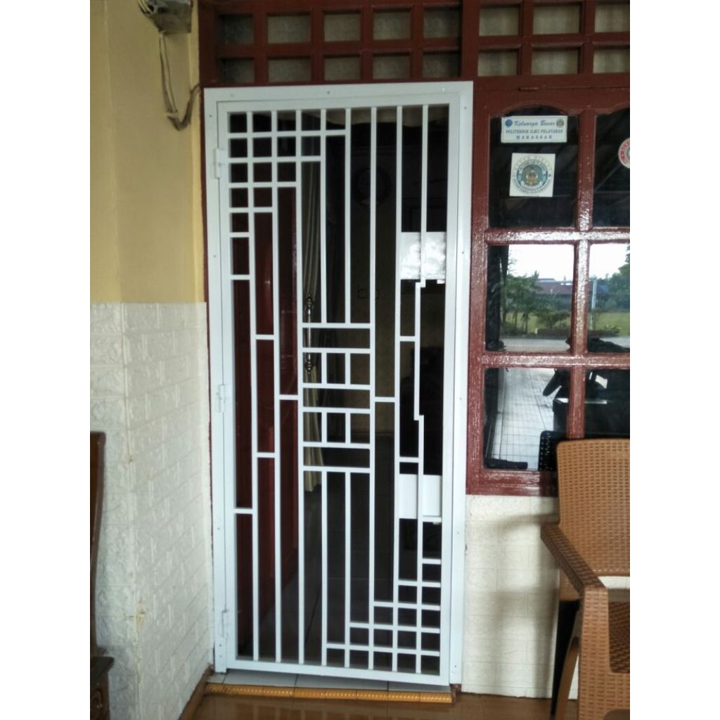 pintu het pintu aman untuk rumah