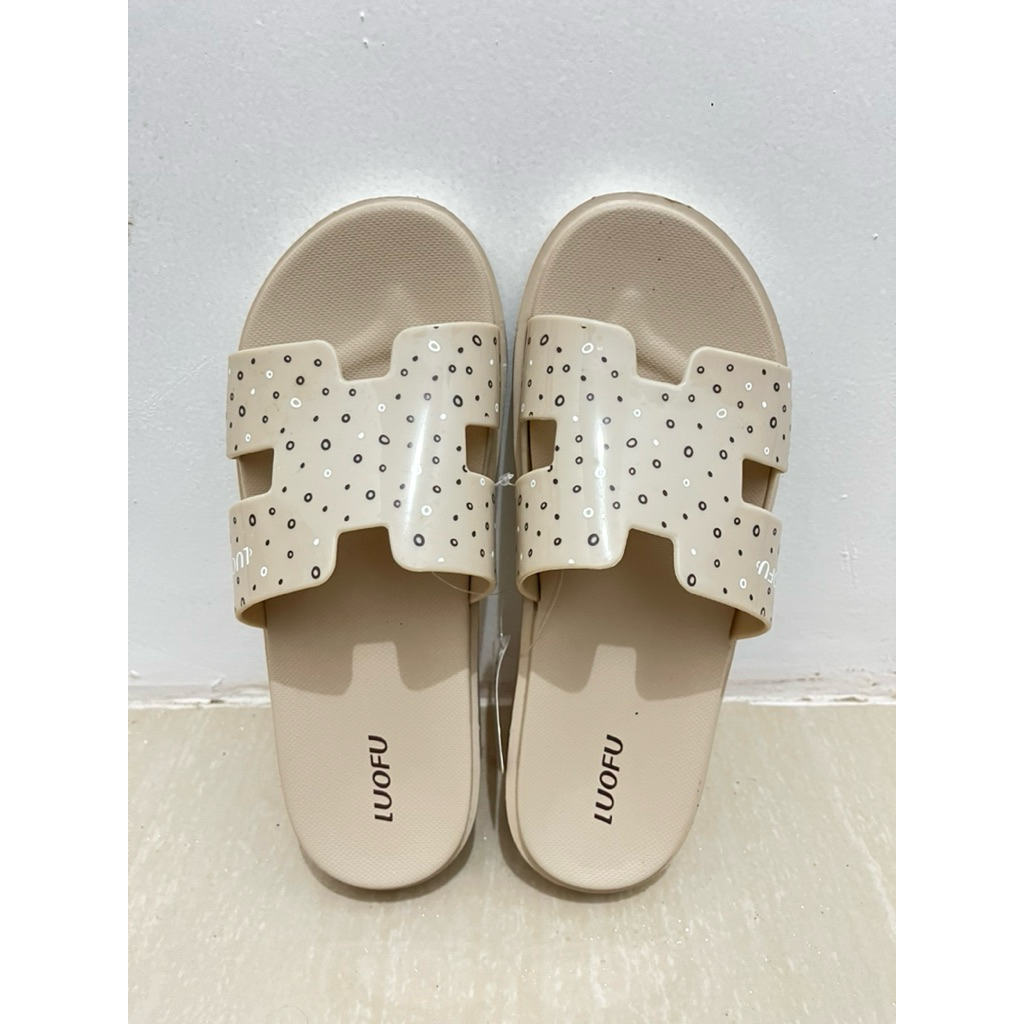 [NEW] LUOFU Sandal Selop Wanita Cream E7199 Size 38