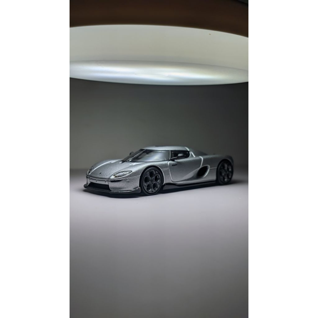 Tarmac Works Koenigsegg cc850 Unsealed
