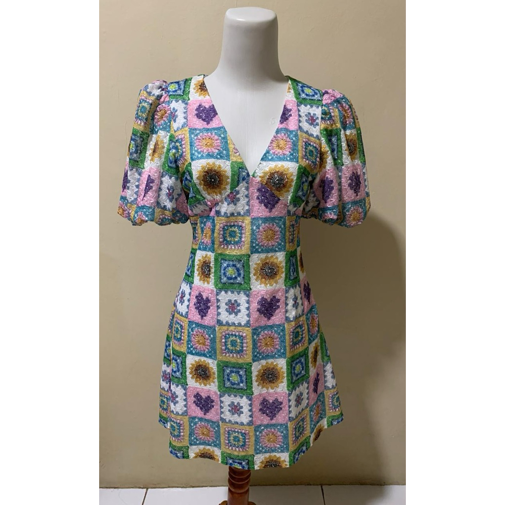 Dress Wanita Motif Size S (bekas pakai pribadi)