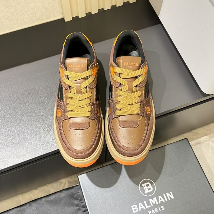BALMAIN new men's casual board shoes, fashionable and lightweight flat shoes, sports shoes, jogging 