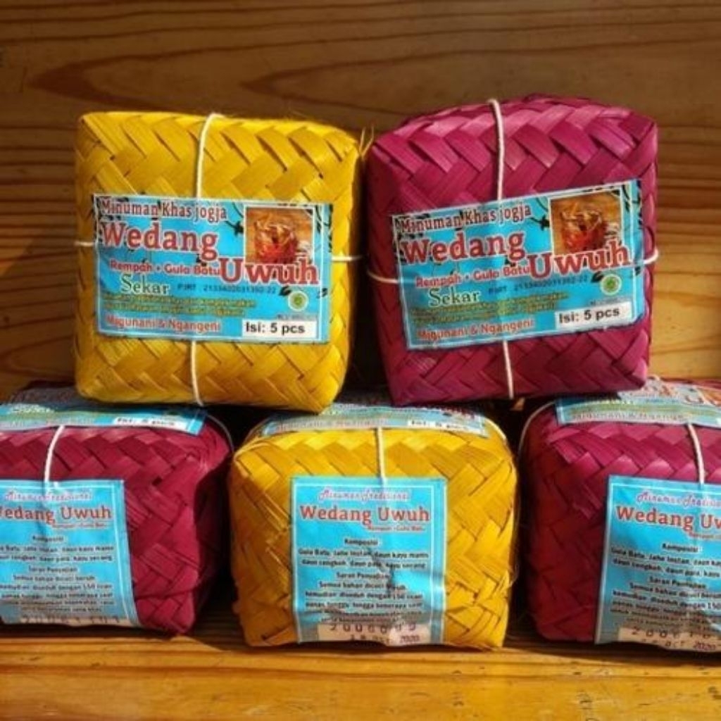 

Wedang Uwuh Rempah Gula Batu Minuman Khas Jogja 1 besek isi 5 pcs