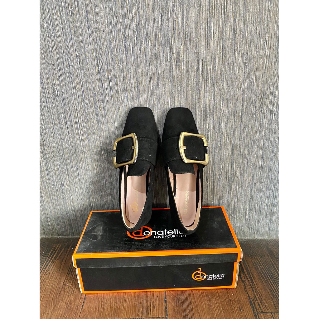 PRELOVED FLAT SHOES DONATELLO