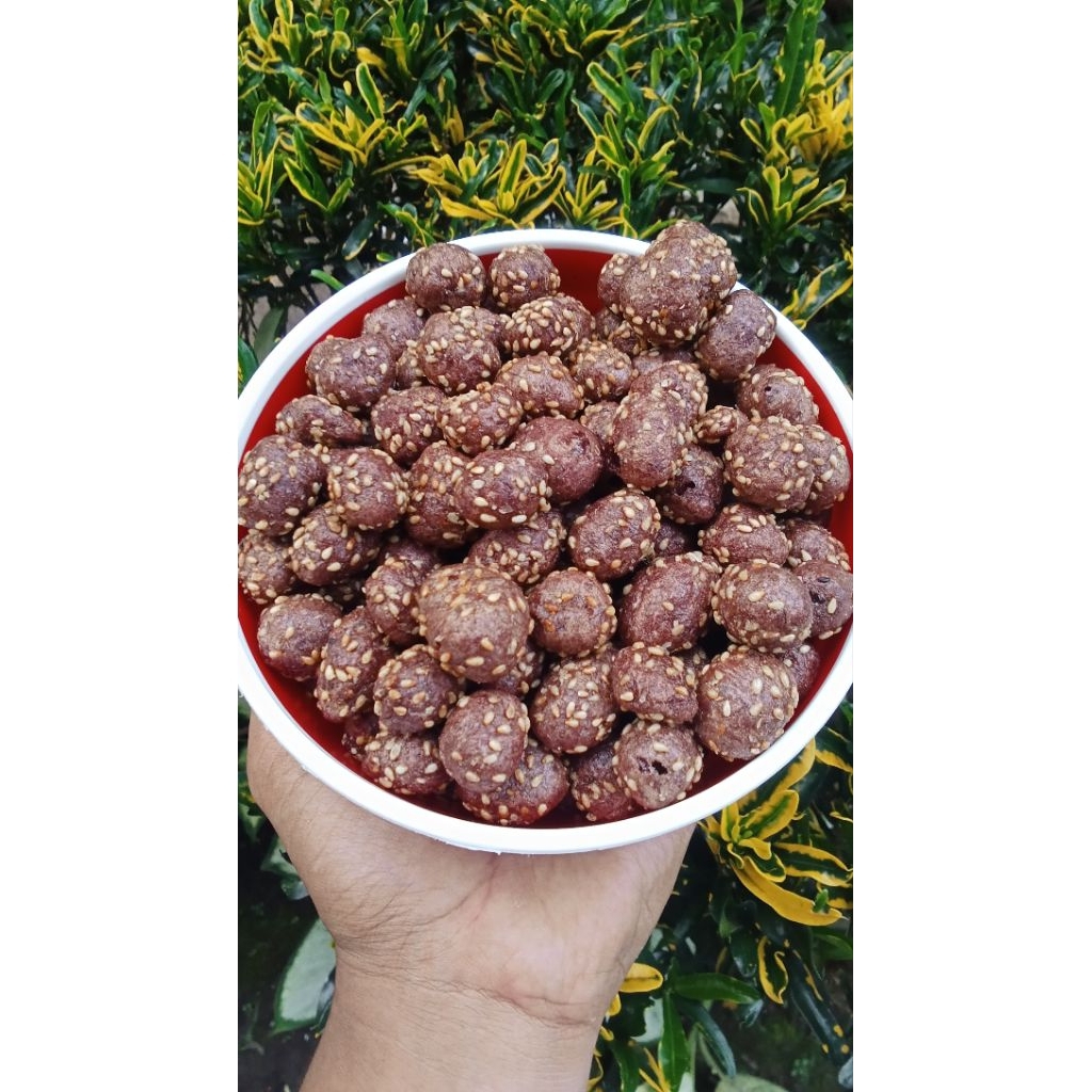 

Keciput Wijen Coklat 200gram / Cemilan Murah Enak