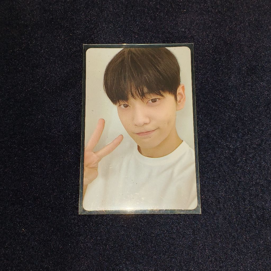 [PC] PHOTOCARD TXT SOOBIN M2 THURSDAY'S CHILD TEAR VER.