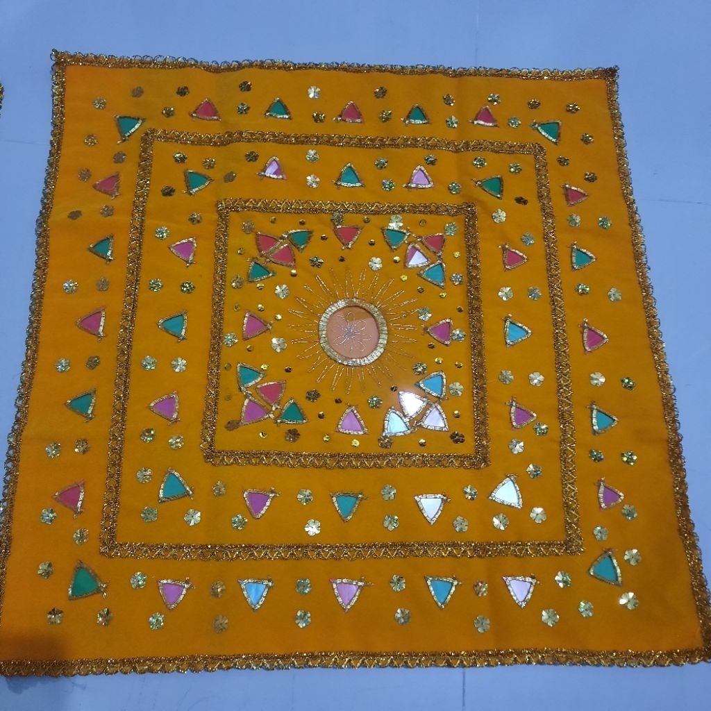 dalamak kaco/kaca penutup dulang warna kuning/oren/gold