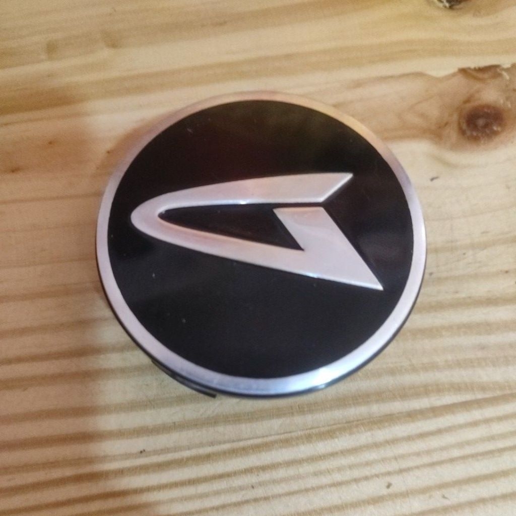 Tutup velg dop as roda Xenia 2016-2021 Terios 2016-2021 diameter 6,2cm