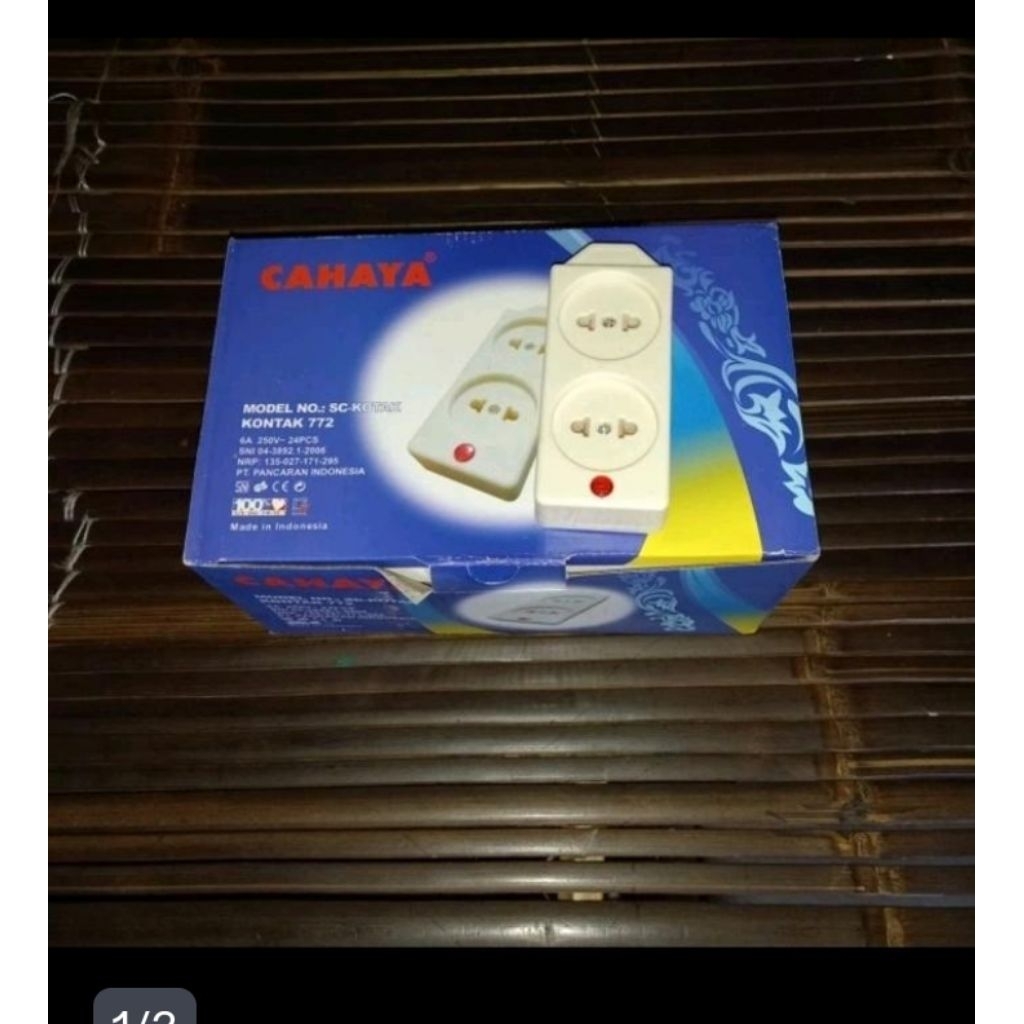 stop gepeng 2 lubang cahaya plus lampu terminal Kuningan stop kontak gepeng