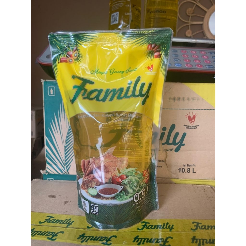 

Minyak Goreng Family 900 ML per 1 PCS
