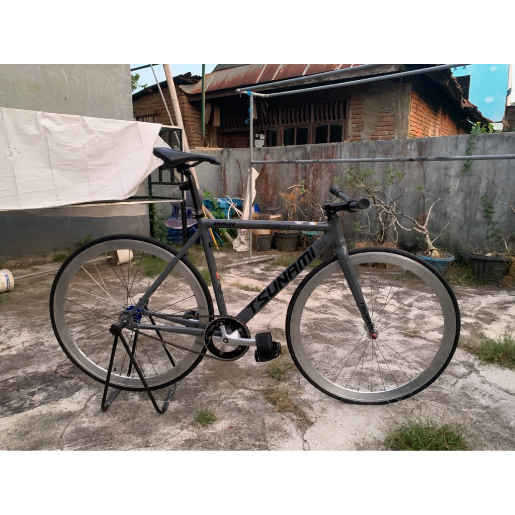 fullbike Tsunami Snm 100