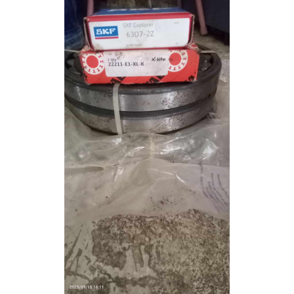 bearing fag 22224 ,22222 ,22211 dan skf 6307