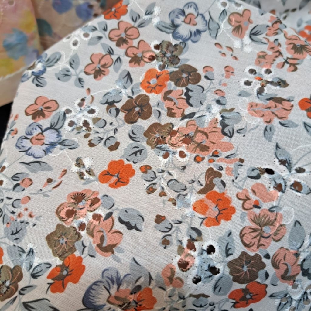 kain katun bordir - kain katun bordir bolong - kain katun bordir import - kain katun bordir premium 