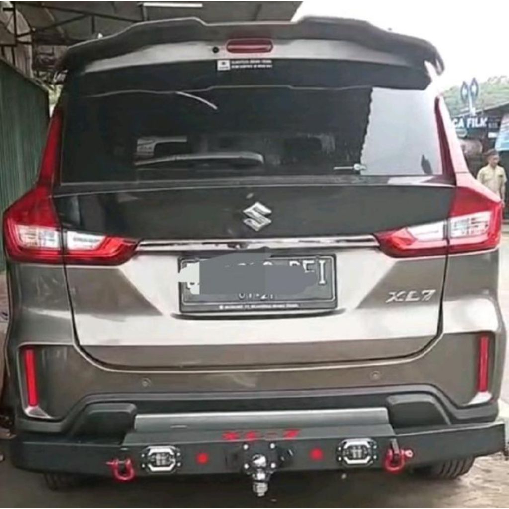 Tanduk belakang suzuki XL7 2018-2025