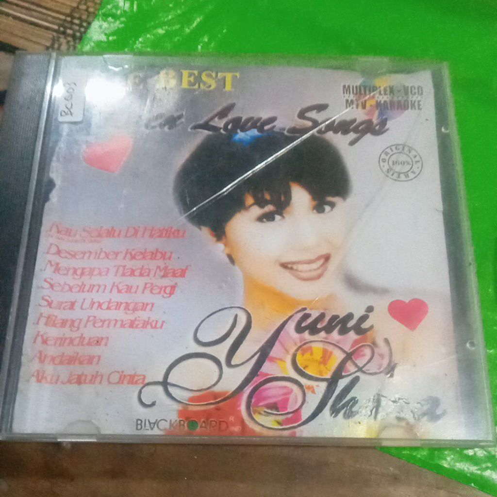 VCD THE BEST GOLDEN LOVE SONGS YUNI SHARA BC003