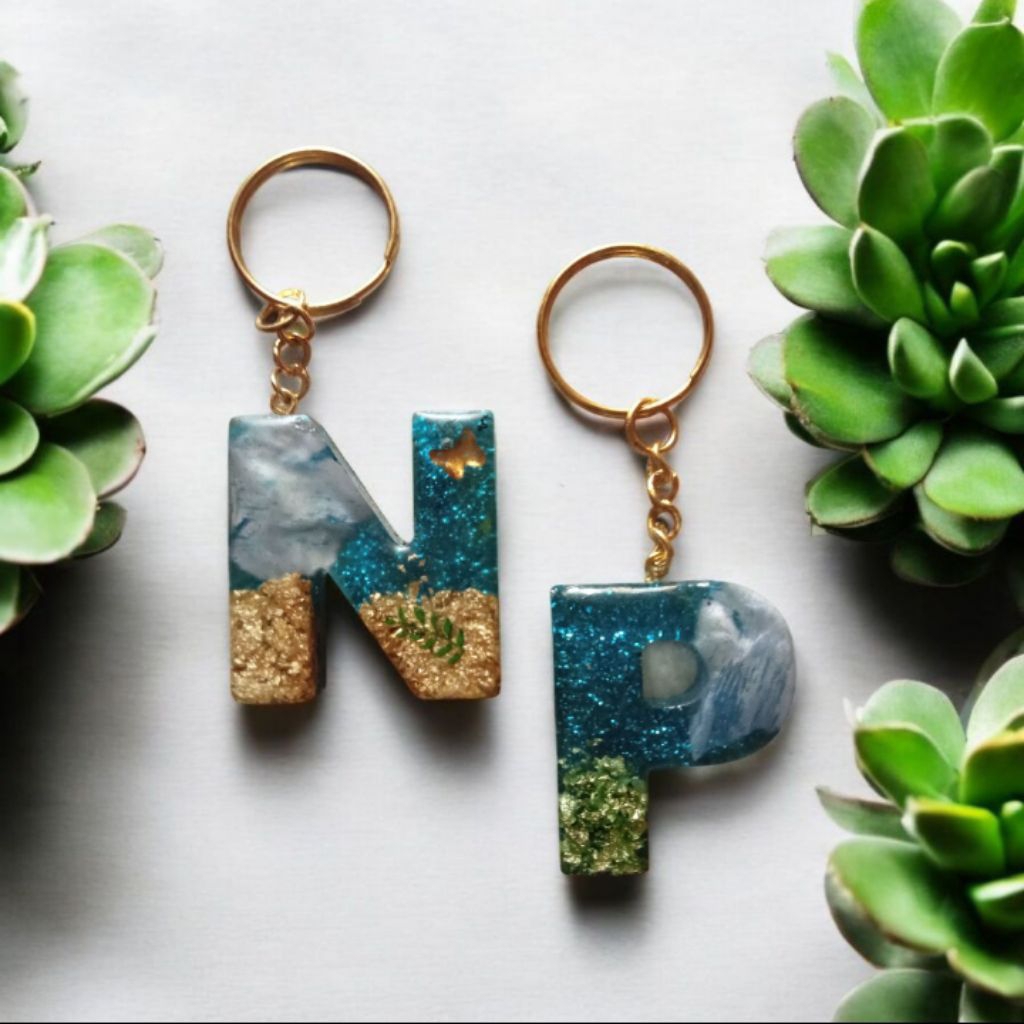 gantungan kunci resin tema bunga kering