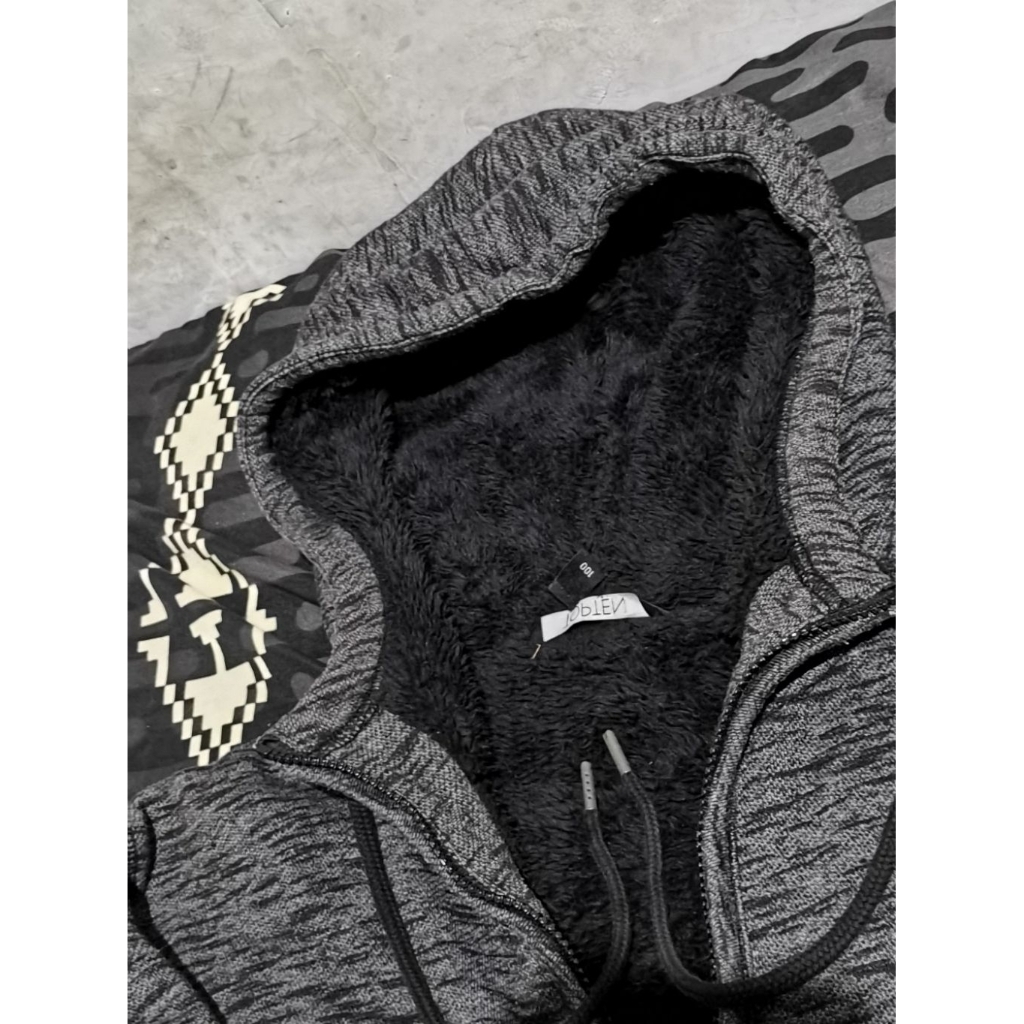 Zipper topten / Sherpa dalam