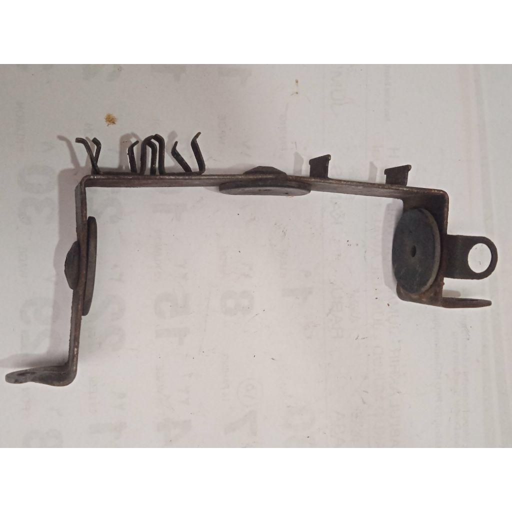 plat sabuk aki Honda Megapro lama, Primus original