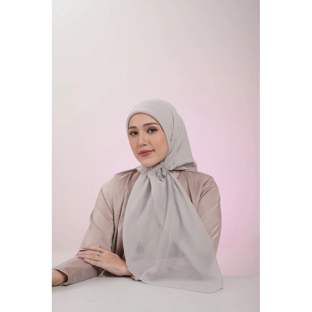 KEISHA PARIS ELZATTA