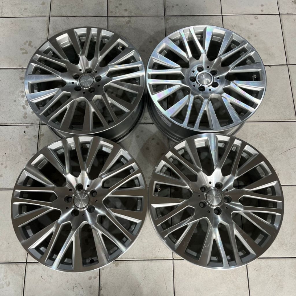 Velg Mobil Second HSR AKITA Ring 18 pcd 5x100 Sienta New Avanza New Xenia Altis