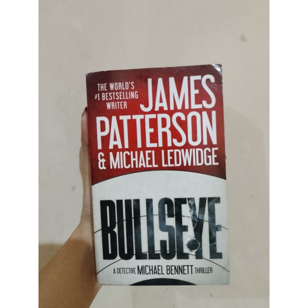 preloved novel english original bullseye by james patterson