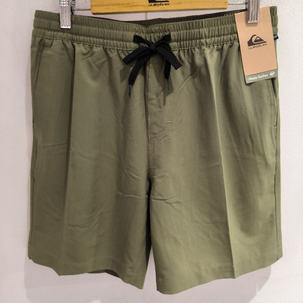 CELANA PENDEK QUIKSILVER TAXER AMPHIBIAN 18