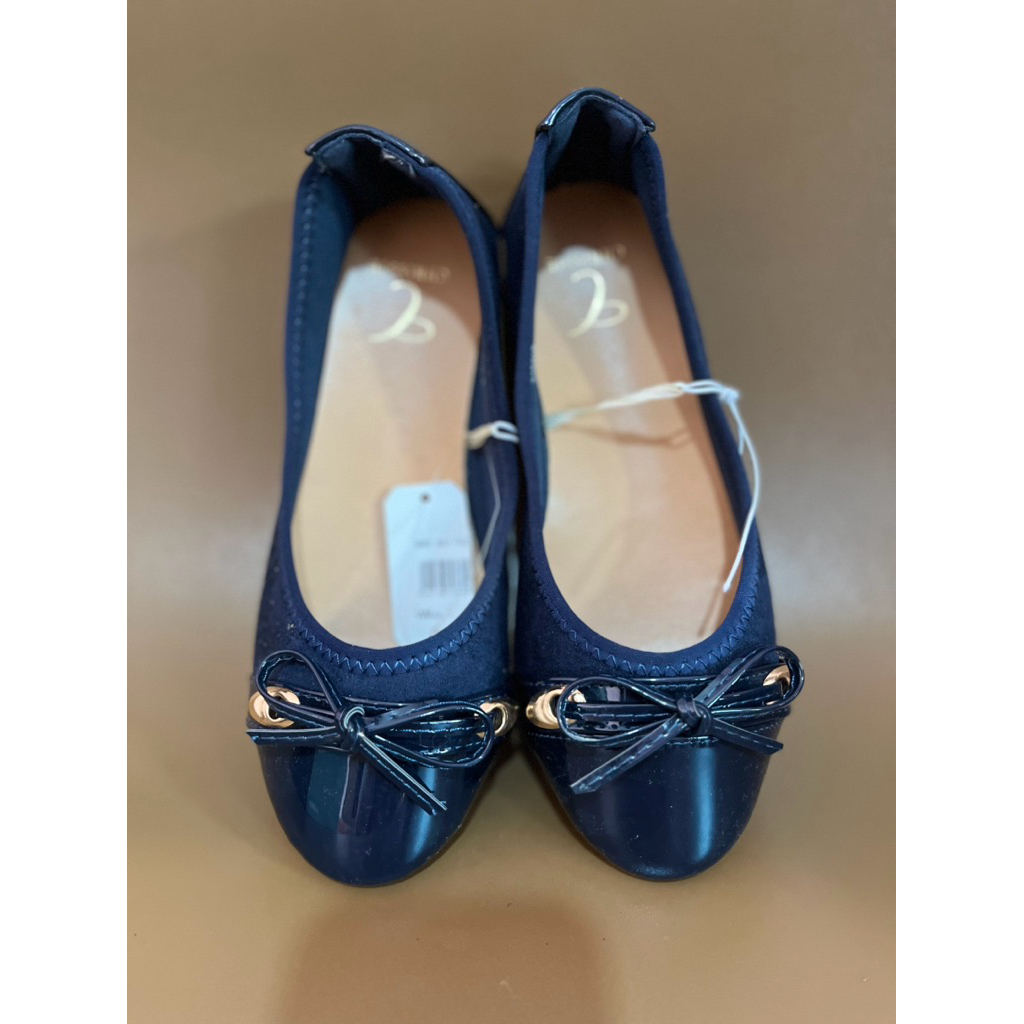 Flatshoes Chrissie by Payless Size 36
