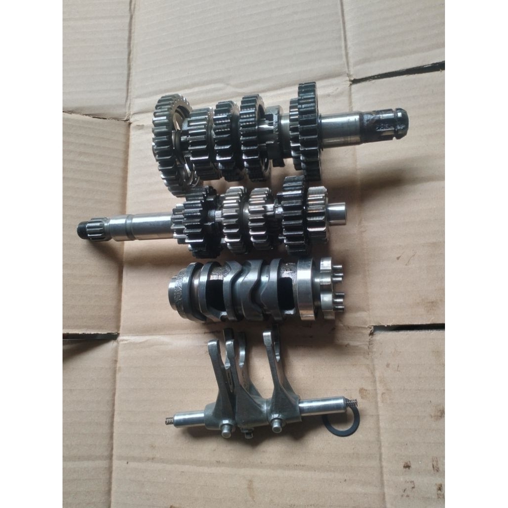 GIGI RASIO R15 V2 6SPEED ORIGINAL COPOTAN